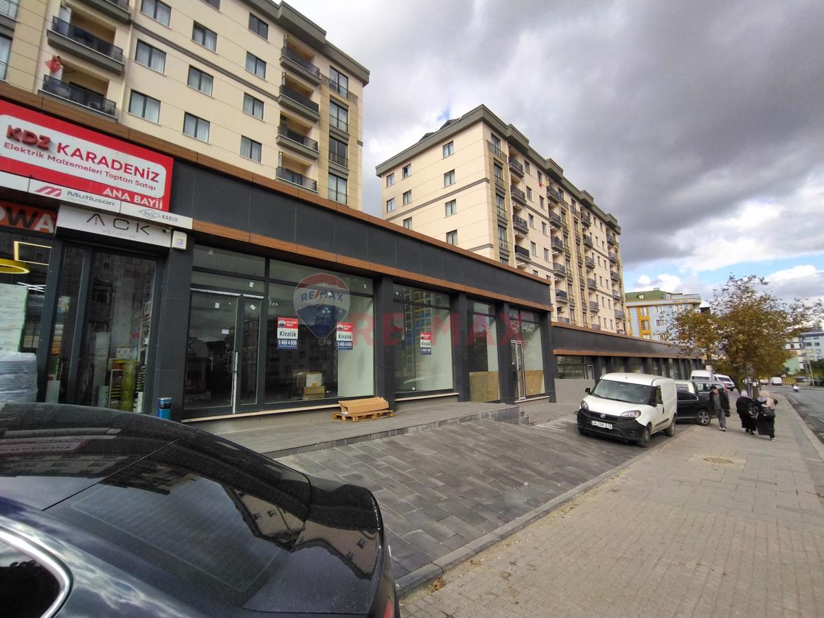 *Remax*Atilla Kostak* Sultanbeyli Adil Bosna Blv Dükkan&Mağaza