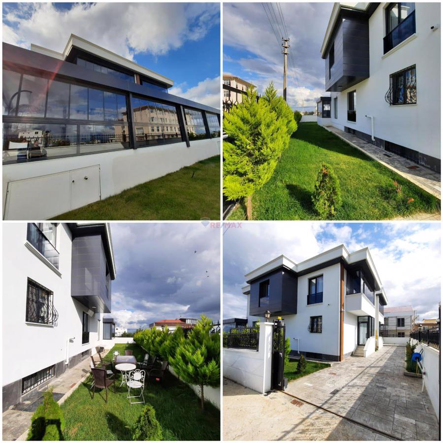 REMAX ONUR'DAN ALANLIDA FIRSAT SATILIK 530 M2 İKİZ VİLLA