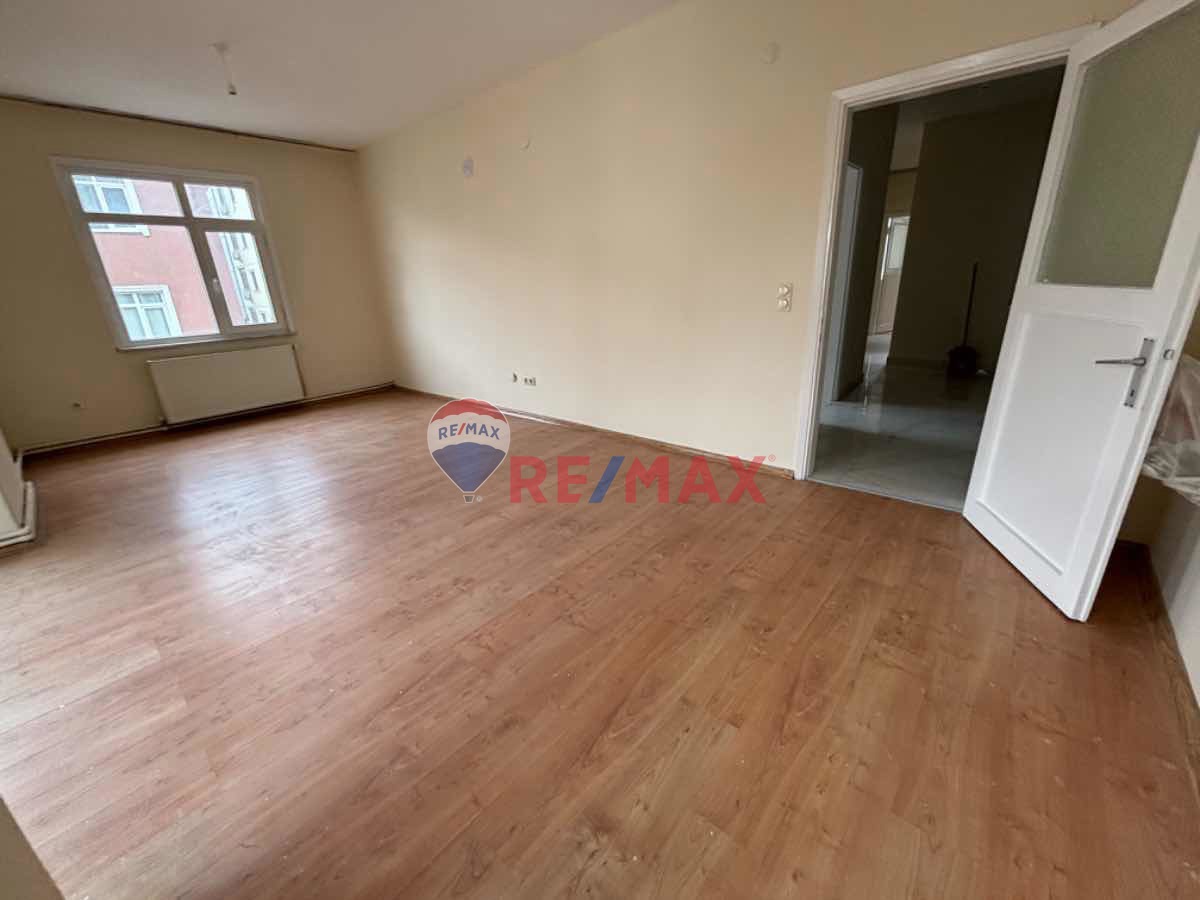 KARTAL GÜMÜŞPINAR MAH SATILIK 3+1 DAİRE