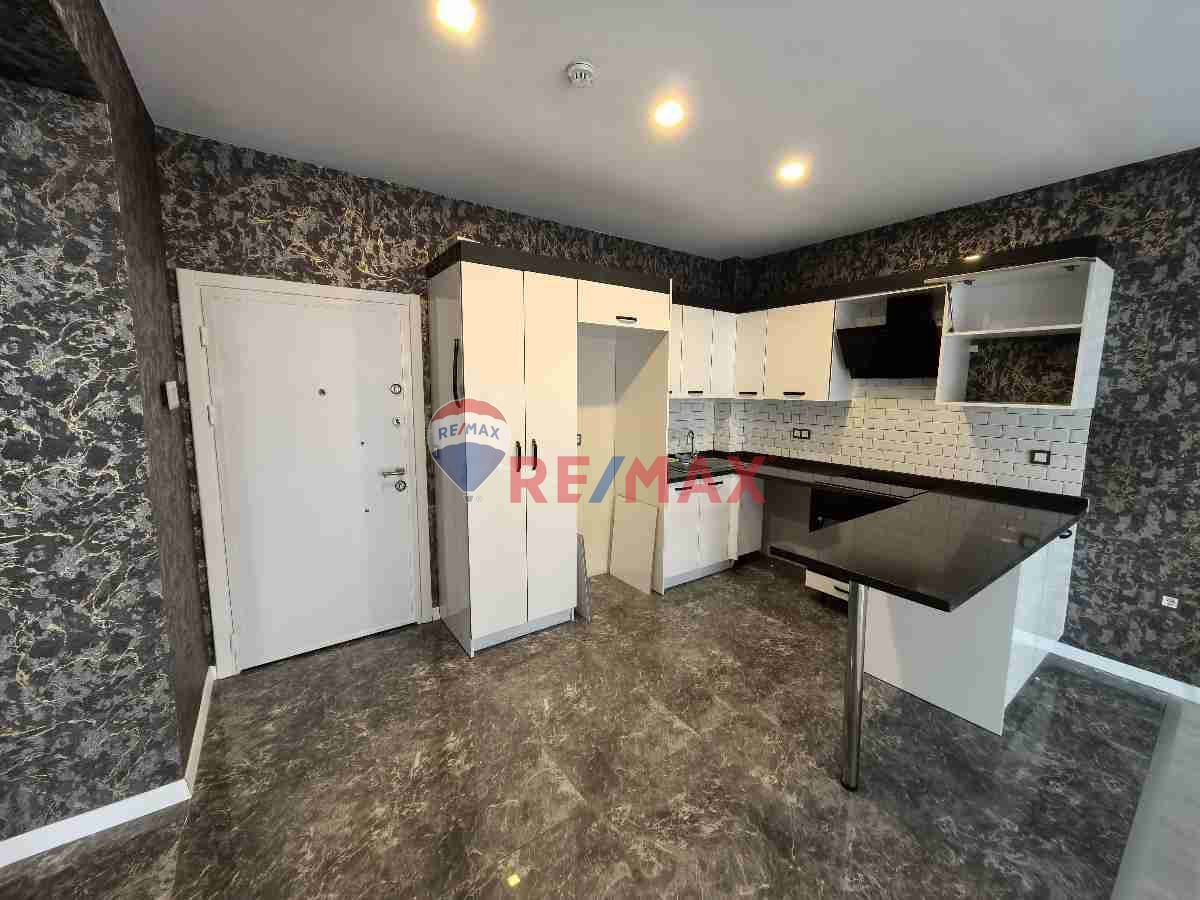 METROPOL REZİDANS'TA KİRALIK GENİŞ TİP 1+1