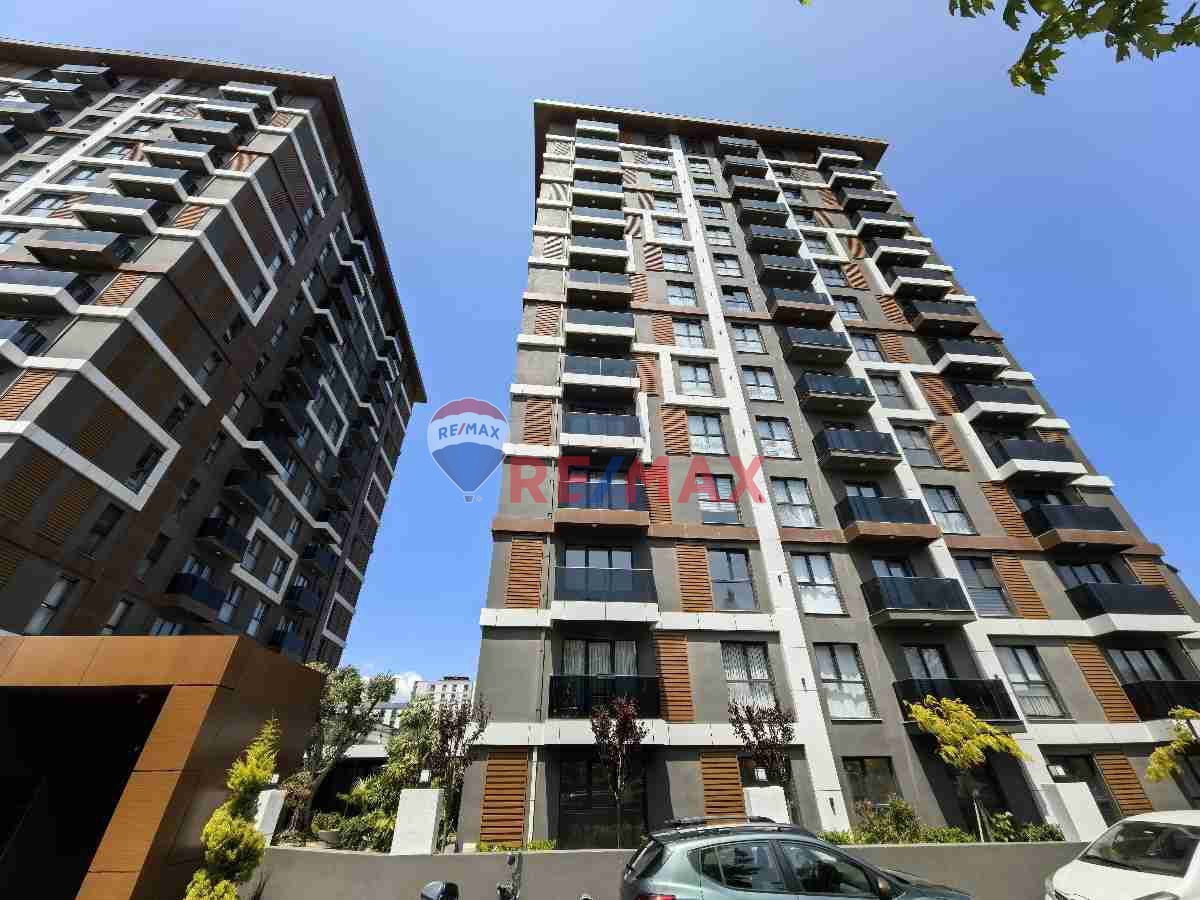 METROPOL REZİDANS'TA KİRALIK GENİŞ TİP 1+1