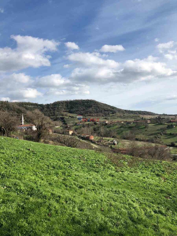 ÇANAKKALE BIGA ÇÖMLEKÇIDE 302 M2 IMARLI ARSA
