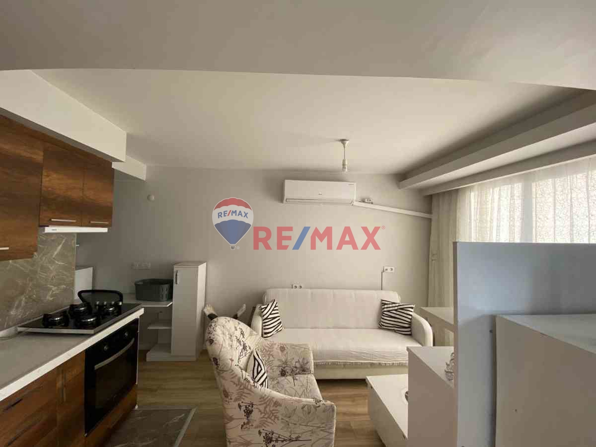 DEÜ İKTİSAT FAKÜLTESİ YANI KİRALIK 1+1 DAİRE SERDAR REMAX JOLLY