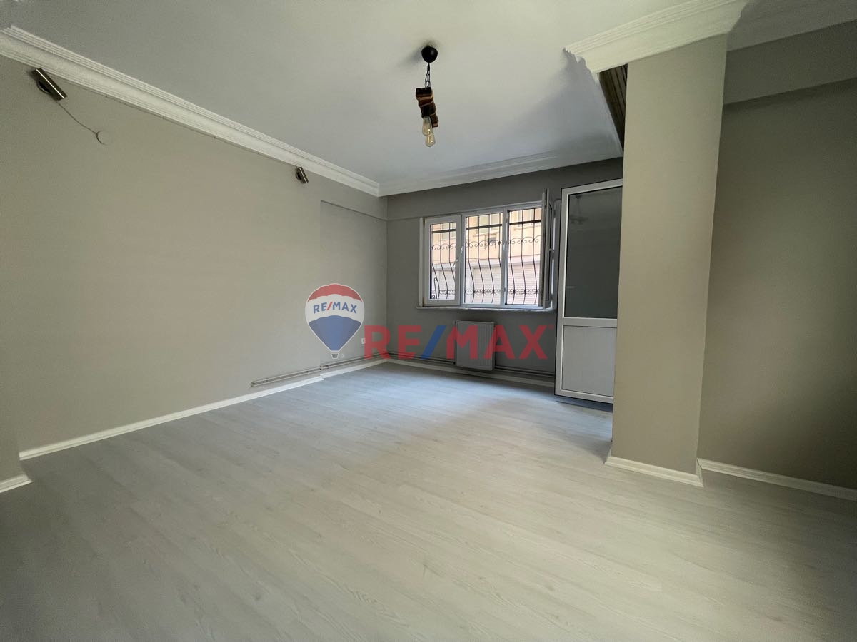 REMAX FORZA'DAN MECİDİYEKÖY MERKEZDE TAŞINMAYA HAZIR 2+1