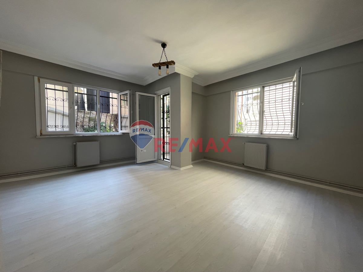 REMAX FORZA'DAN MECİDİYEKÖY MERKEZDE TAŞINMAYA HAZIR 2+1