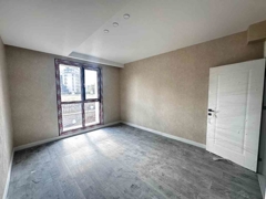 KIRALIK 4+1 DAIRE PARK CADDESINDE SIFIR 4 BANYOLU BAHÇE KATI