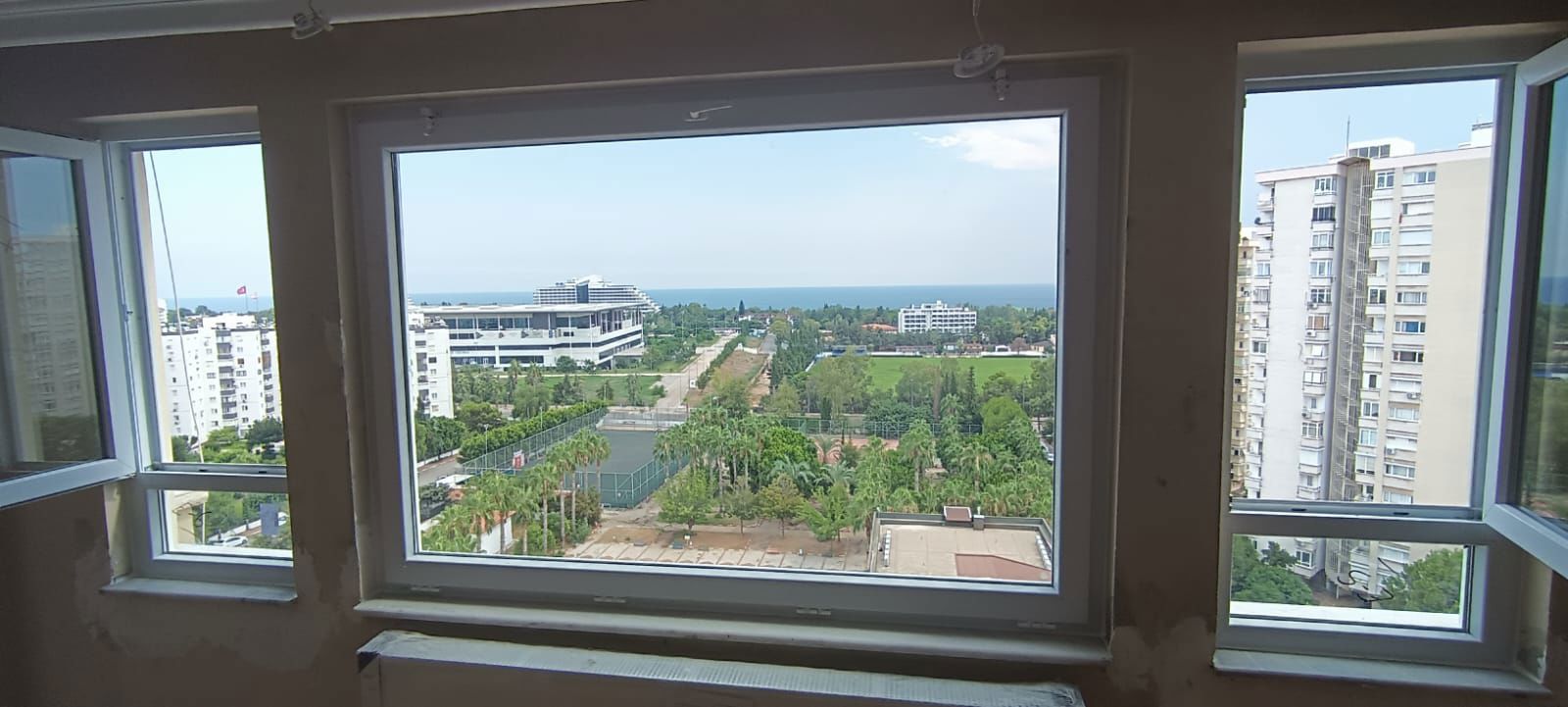 MELTEM MAH. DENİZ MANZARALI DOĞALGAZLI 3+1 KİRALIK DAİRE