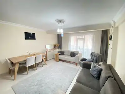 KAĞITHANE MERKEZ TANEGÜL SOKAK 2+1 SATILIK DAİRE (REMAX ASTYLE)