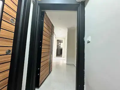 YENİ BİNA ÜSKÜDAR BURHANİYE 2+1 90 M2 KİRALIK ARA KAT DAİRE