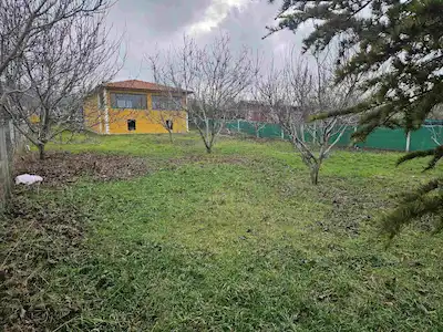 AYAŞTA MÜSTAKİL DOĞALGAZLI OTURUMA HAZIR BAHÇELİ VİLLA TİPİ EV