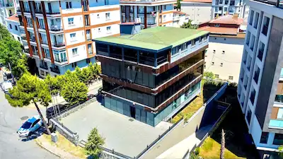 BEYLİKDÜZÜ GÜRPINAR' DA DENİZ MANZARALI KOMPLE SATILIK İŞYERİ BİNASI