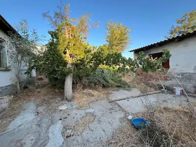33 MENEMEN ÇAVUŞKÖY’DE KÖY İÇİ KONUT İMARLI 480 M² ARSA