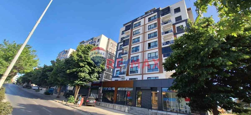 TUZLA VATAN CADDESİ YALI KENT SİTENDE KİRALIK 2+1 DAIRE