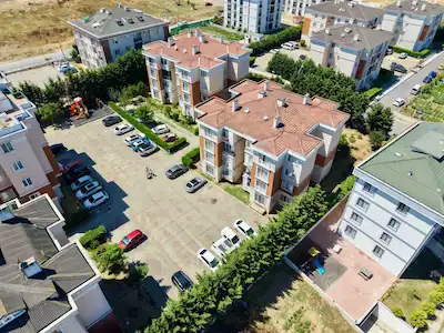 REMAX MAHAL ' DEN MURATÇEŞME SARDUNYA EVLERI TADILATLI 2+1