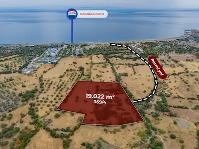 ASSOS BEHRAMKALE GELIŞIM SINIRINDA SATILIK 19 DÖNÜM TARLA