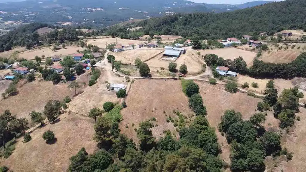 ÇANAKKALE YENİCE GÜZELOBA KÖYİÇİ SATILIK ARSA