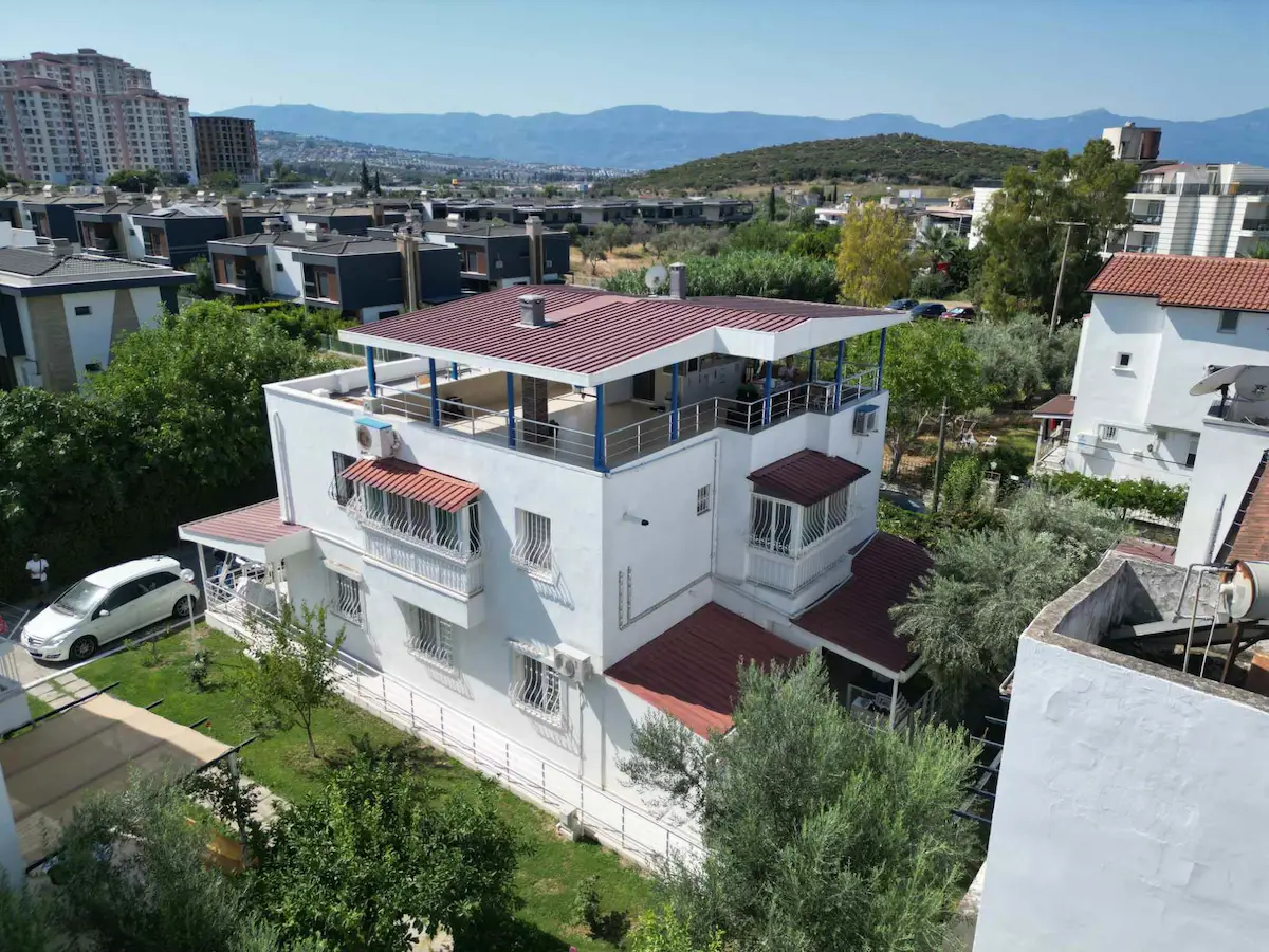 YAVANSU AKSAN SİTESİ 2+1 KÖŞE KONUMLU ÖZEL TERASLI VE DOĞALGAZLI SATILIK DUBLEKS YAZLIK