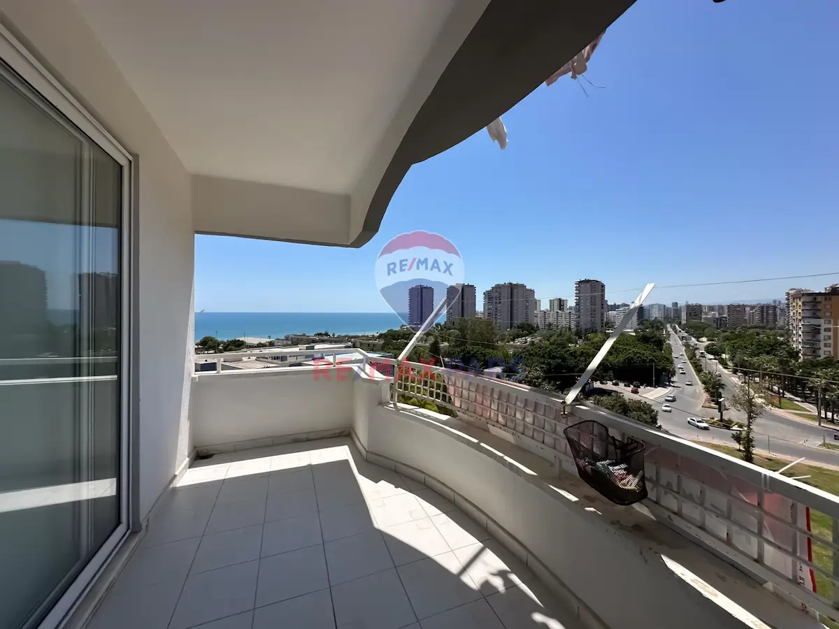 REMAX PARS'TAN ADONİS SİTESİN'DE DENİZ MANZARALI SATILIK 4+1