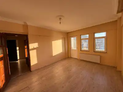 REMAX MAVİ'DEN YAĞCILAR MAHALLESİ'NDE ASANSÖRLÜ 3+1 DAİRE