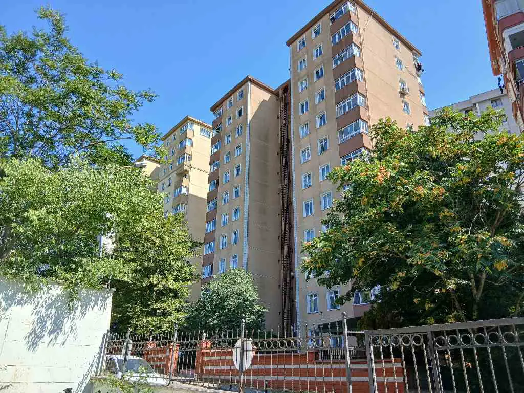 YASİN KURTULUŞ* UĞUR MUMCU BAŞAR SİTESİ ARA KAT 3+1 SATILIK DAİRE
