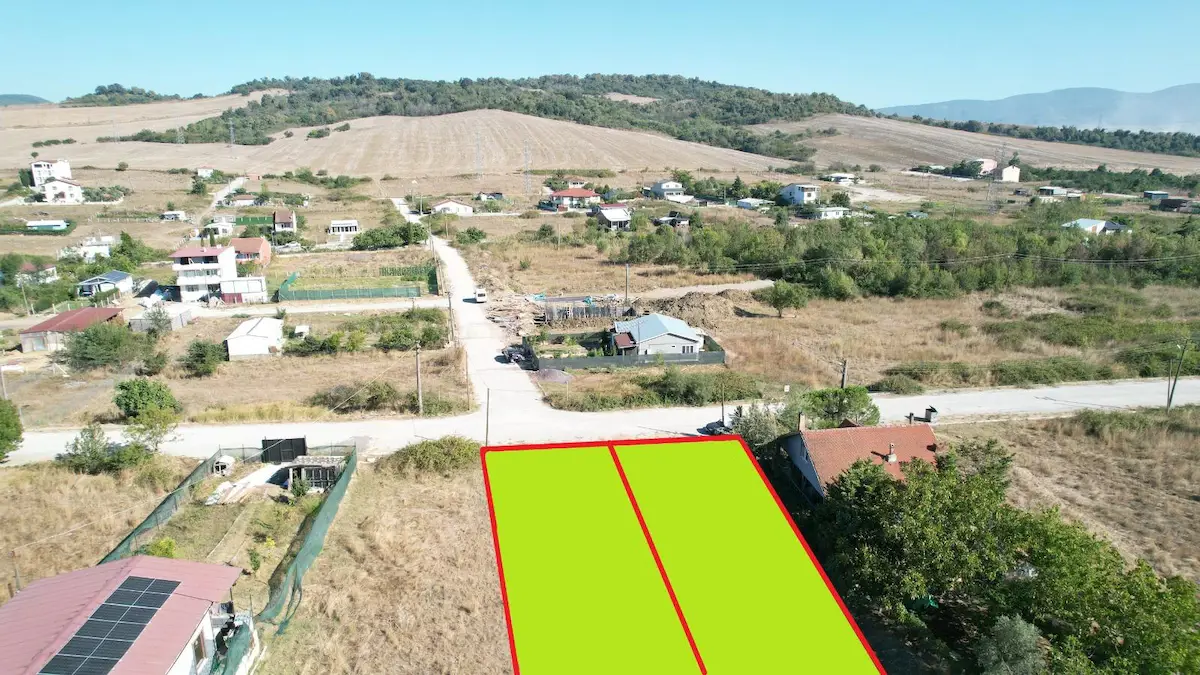 ÇİFTLİKKÖY'DE İHLAS EVLERİNDE SATILIK ANA YOLA CEPHELİ PARSELLER