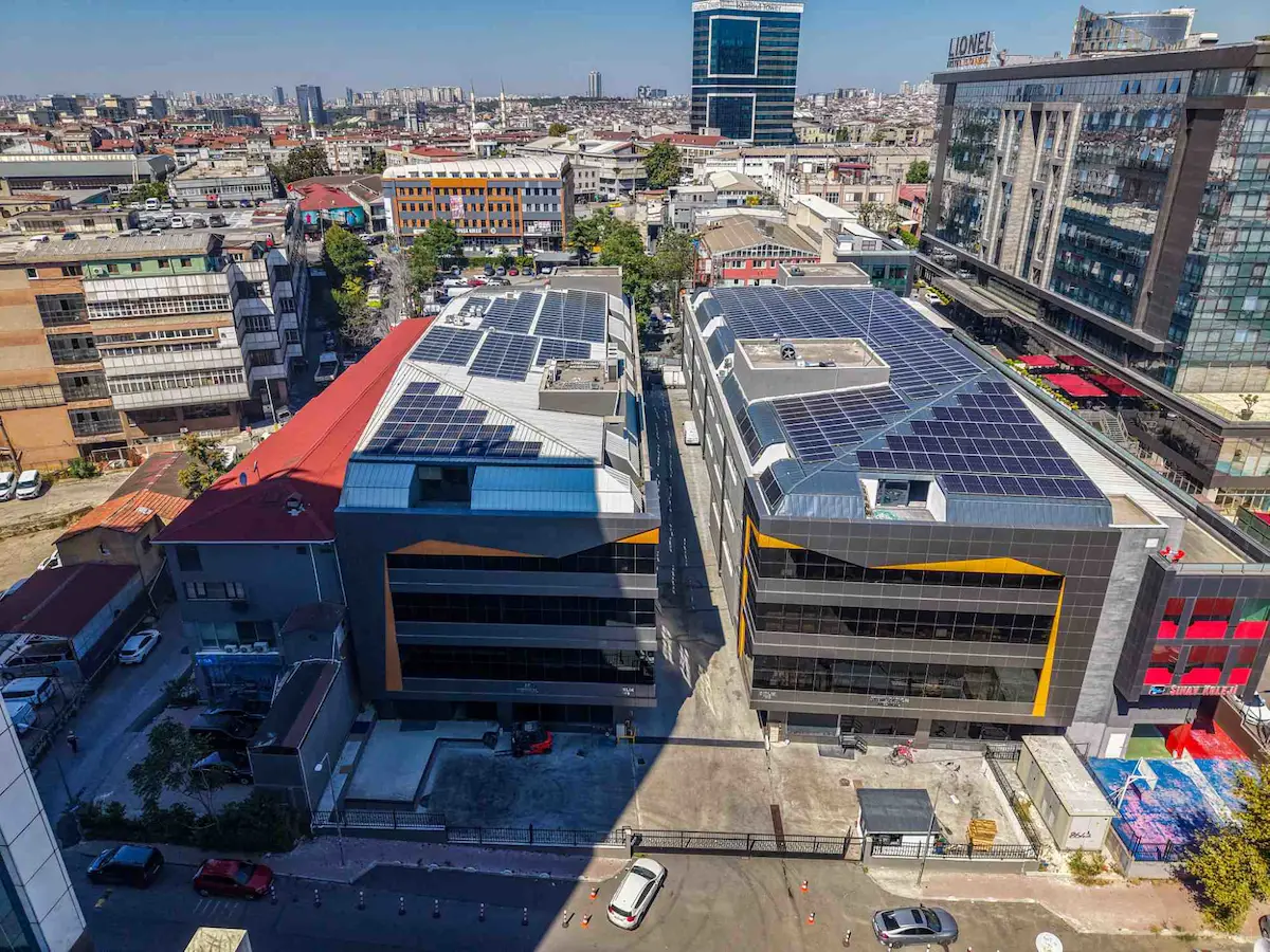 BAYRAMPAŞA'DA 7.597 M² YENI SANAYI VE LOJISTIK MERKEZI 2