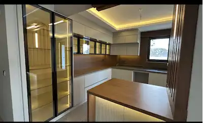 ALANLI DOĞUMAK TOWER'DA DENİZ VE ŞEHİR MANZARALI SATILIK 3+1ULTRALÜKS AKILLI DAİRE
