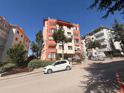 ÇANKAYA SANCAK MAHALLESINDE 6+1 GENIŞ DAIRE