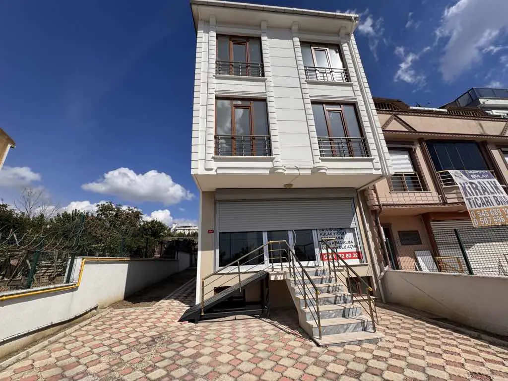 Property image 12