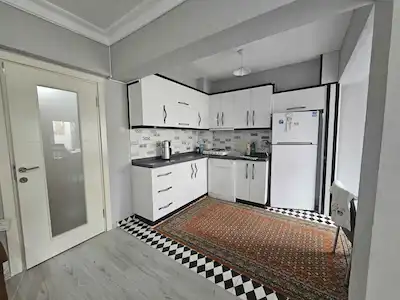 ALTINOLUK İSKELE MAH’DE EŞYALI 2+1 KİRALIK DAİRE