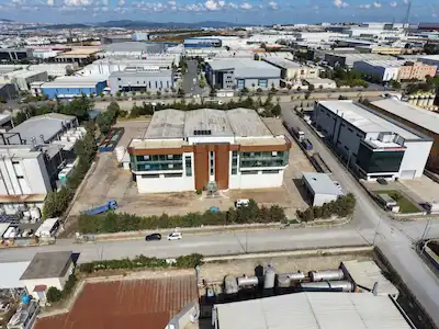 İSTANBUL TUZLA KİMYA OSB'DE SATILIK 8.000 M² KÖŞE PARSEL FABRİKA