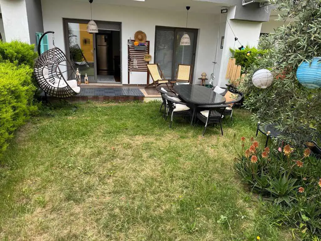 DAVUTLAR’DA SİTE İÇERİSİNDE, FULL EŞYALI 1+1 KİRALIK DAİRE