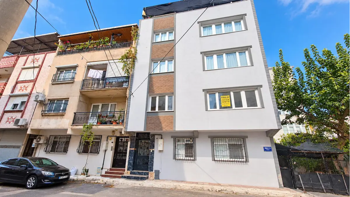 DOĞALGAZLI,ARAKAT,KAPALI MUTFAK KİRALIK 3+1 DAİRE