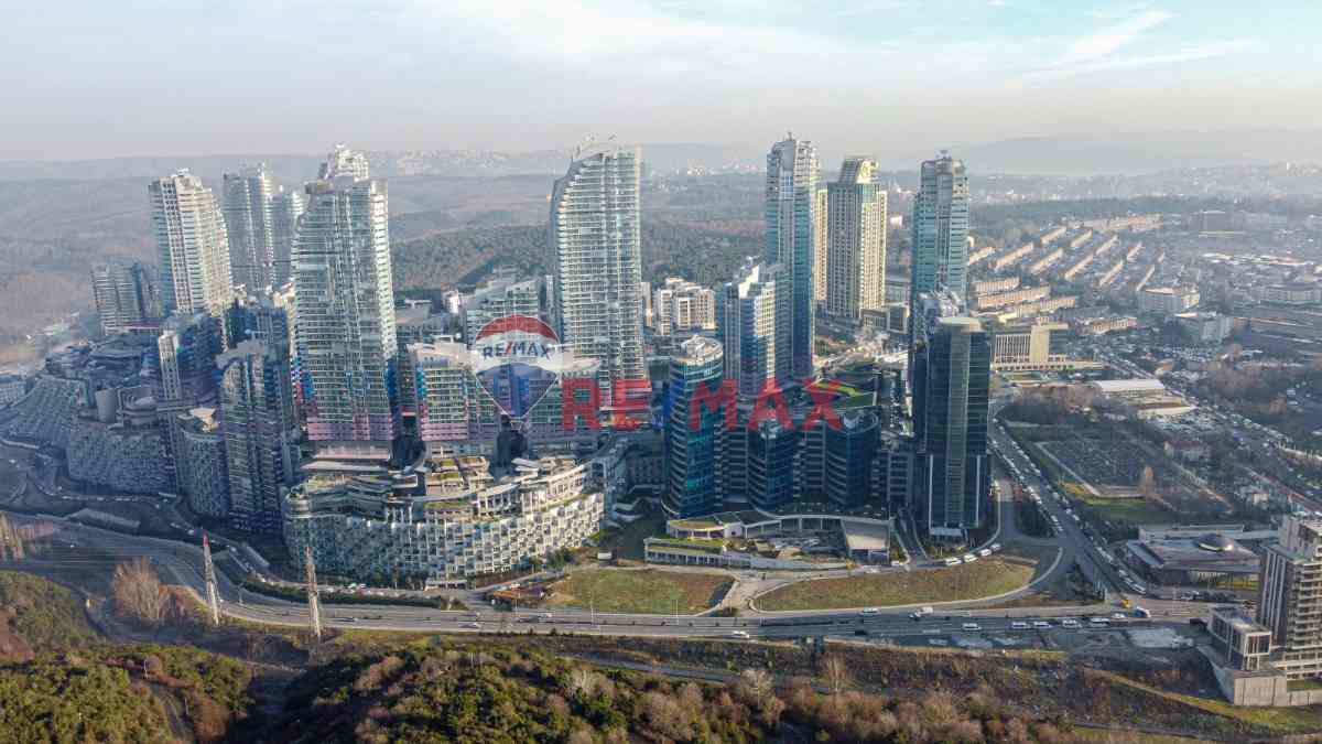 AĞAOĞLU MASLAK 1453 'TE 37.108 M2 SATILIK SIFIR PLAZA