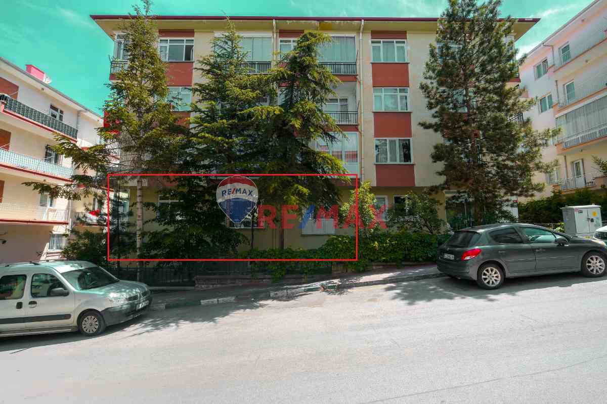 SATILIK DAİRE ANKARA DİKMEN HARBİYE MAH. NİSAN SOKAKTA YATIRIMLIK OTURUMLUK