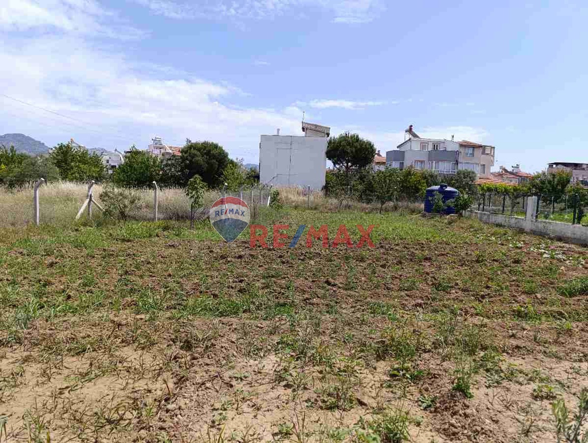 SİTE İÇERİSİNDE VİLLA ARSASI