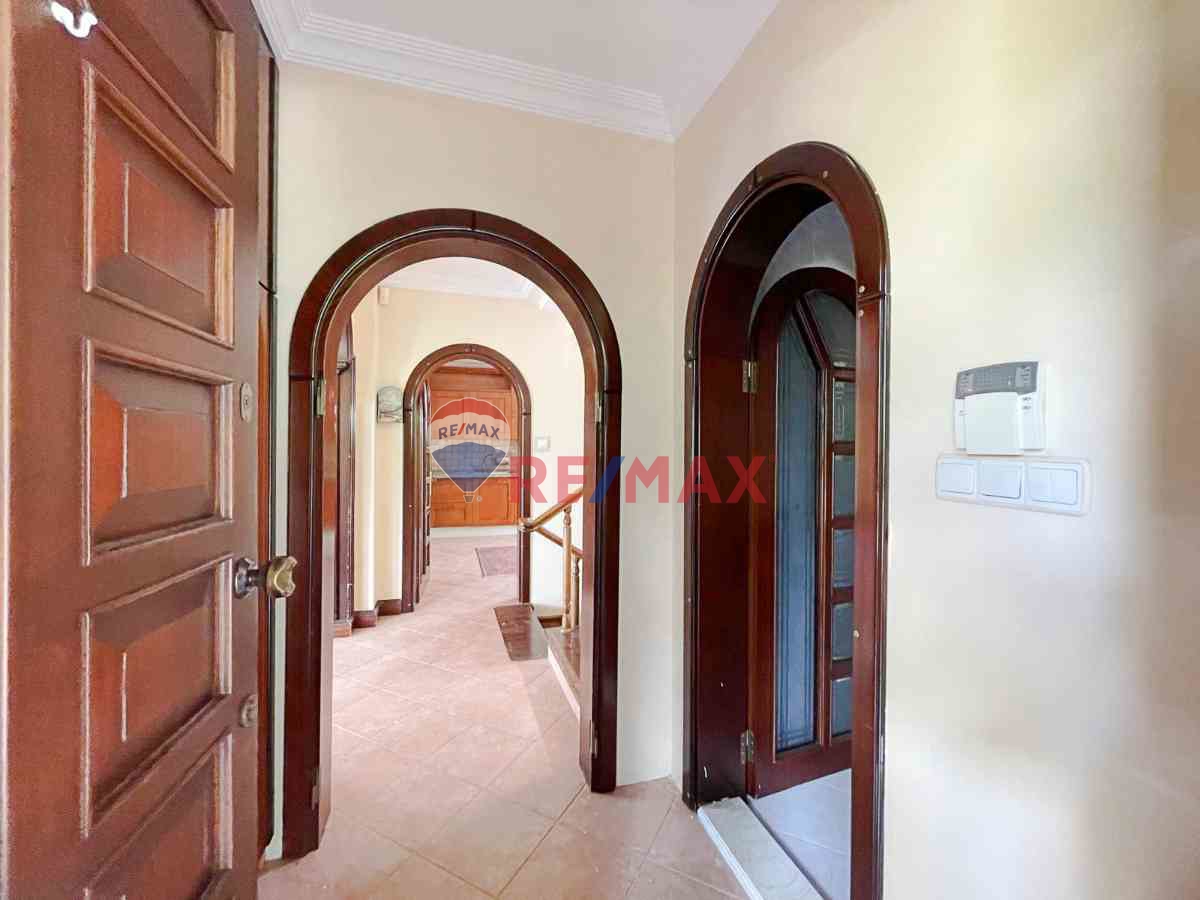 REMAX MEYDAN KAŞÜSTÜ ŞANA PALMİYE EVLERİ SATILIK VİLLA