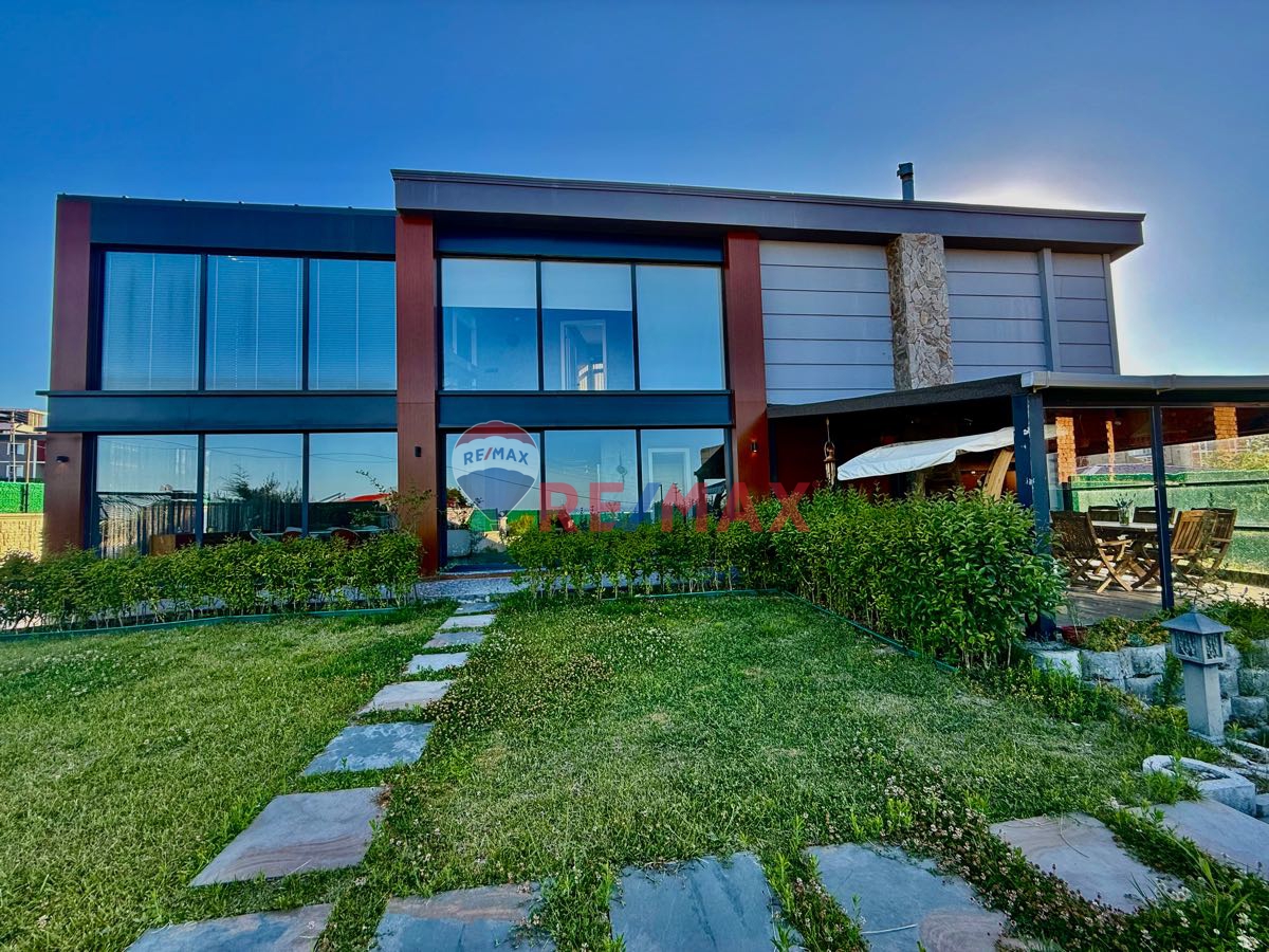 ASUMAN MÜTEVELLİOĞLU’NDAN ATAKUM’DA SATILIK VİLLA