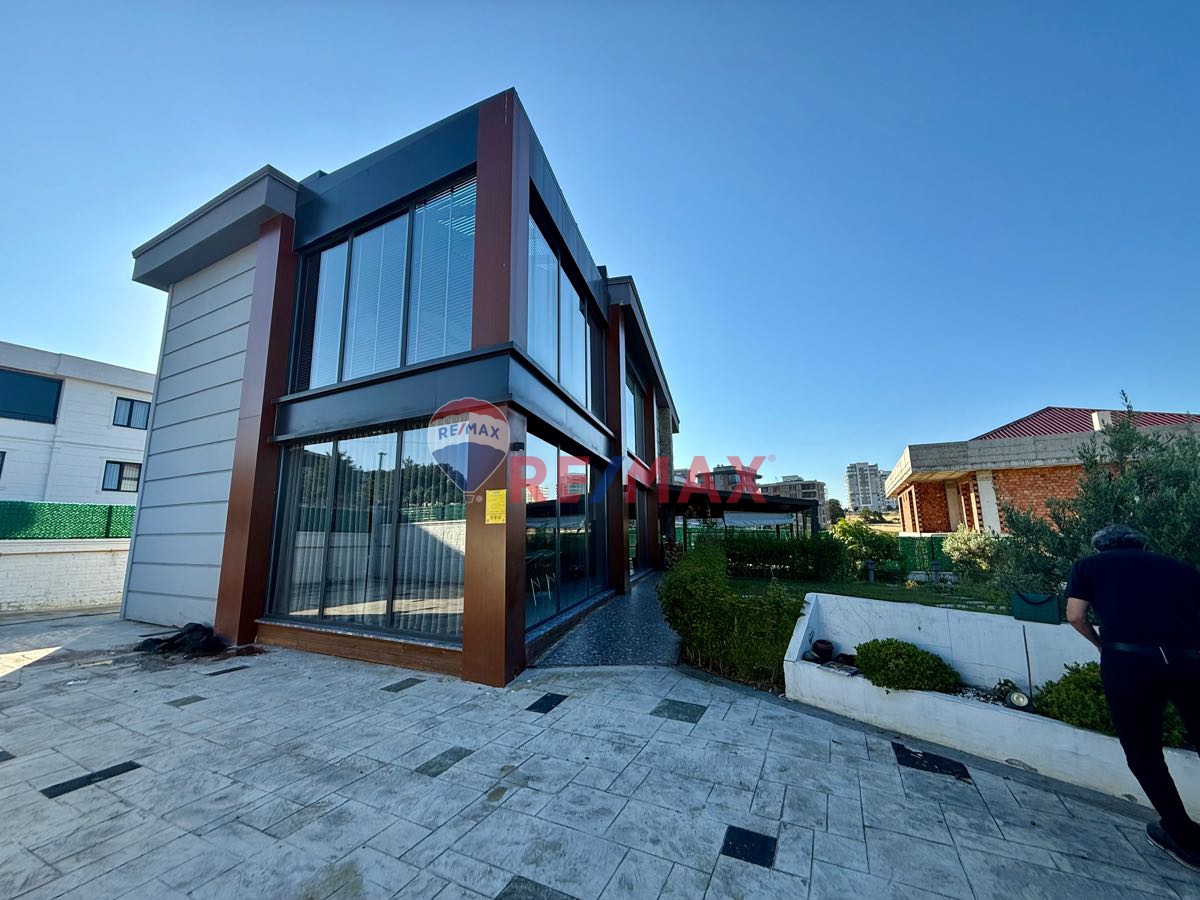 ASUMAN MÜTEVELLİOĞLU’NDAN ATAKUM’DA SATILIK VİLLA