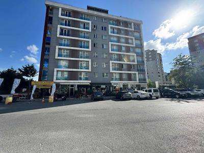 ADNAN KAHVECİNİN EN GÜZEL PROJELERİNDEN SİLÜETTE SATILIK DÜKKAN