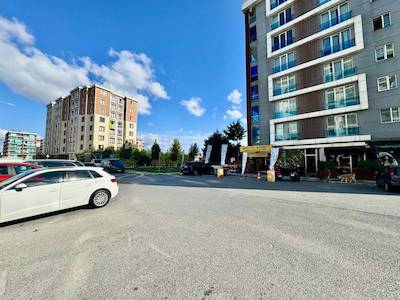 ADNAN KAHVECİNİN EN GÜZEL PROJELERİNDEN SİLÜETTE SATILIK DÜKKAN