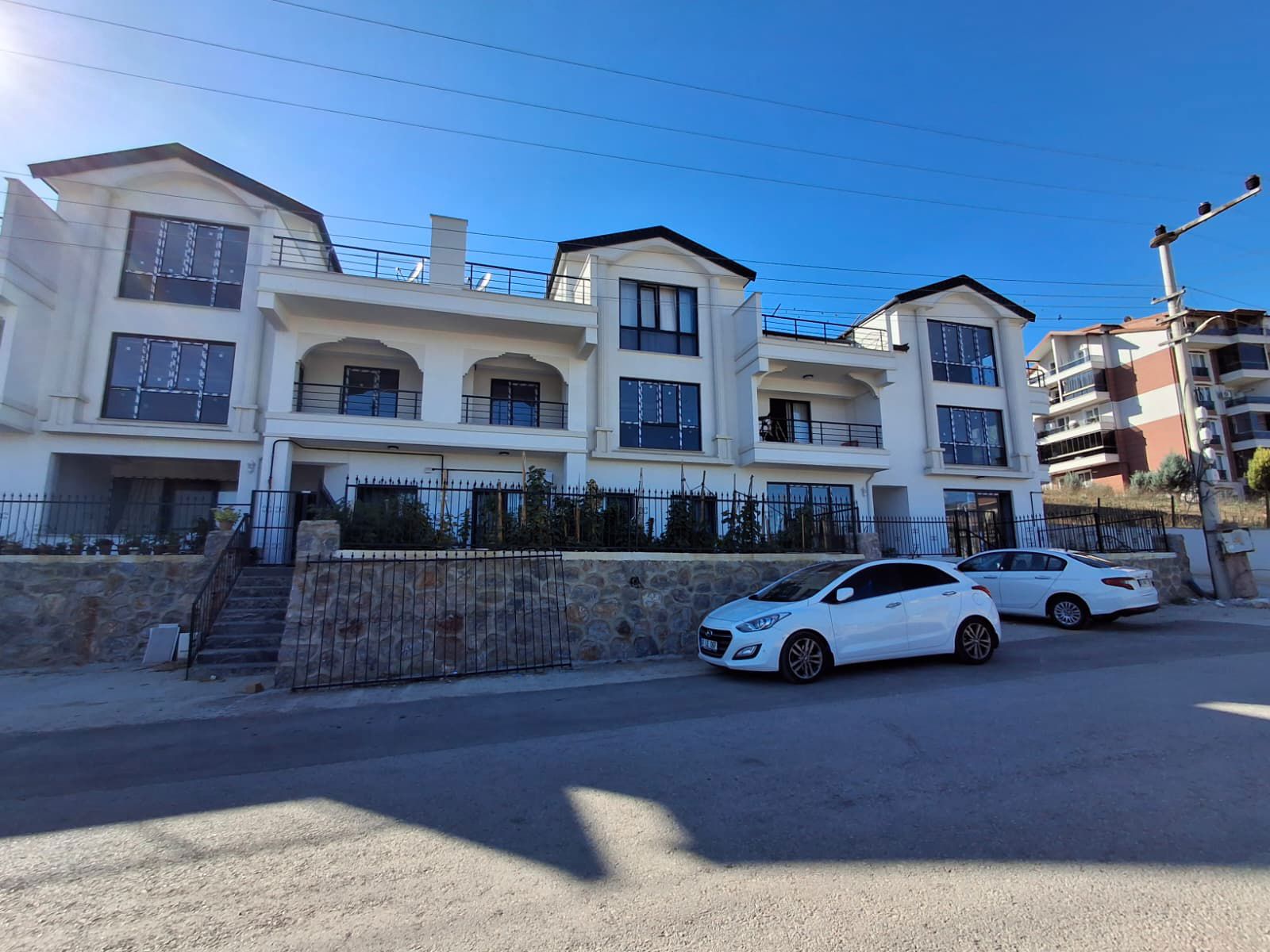 REMAX ÇARŞIDAN BOĞAZOVA CAD. 2+1 SATILIK BAHÇE DUBLEKS DAİRE