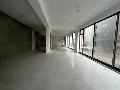 TUZLA AYDINLI MAH. MERKEZİ KONUMDA KİRALIK SIFIR DÜKKAN