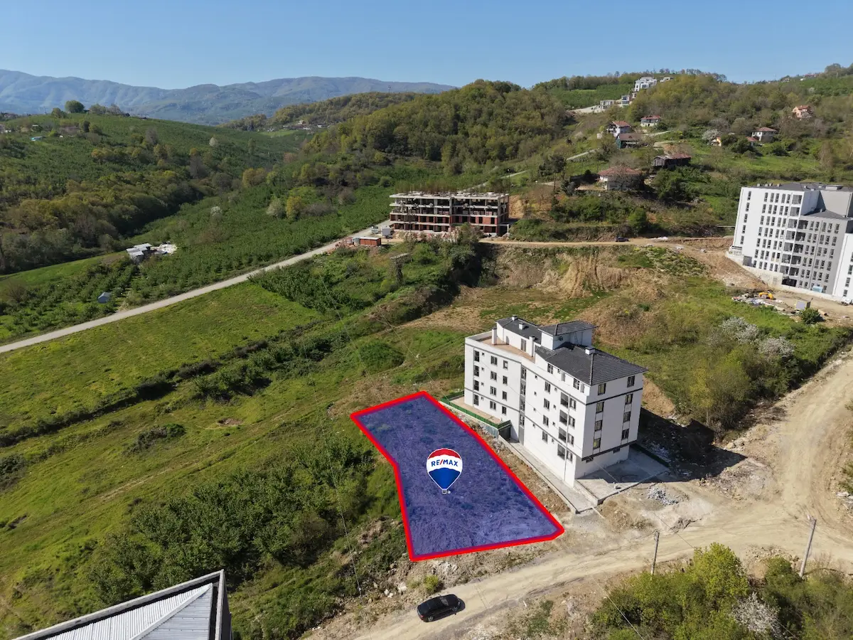 REMAX DIA'DAN KONURALP'TE 411 M² YATIRIMLIK KONUT İMARLI ARSA