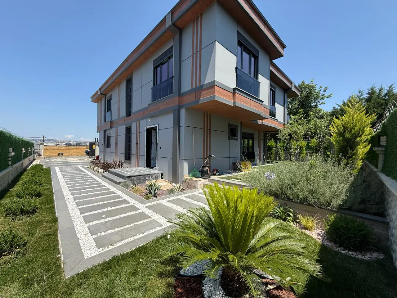 Property image 16