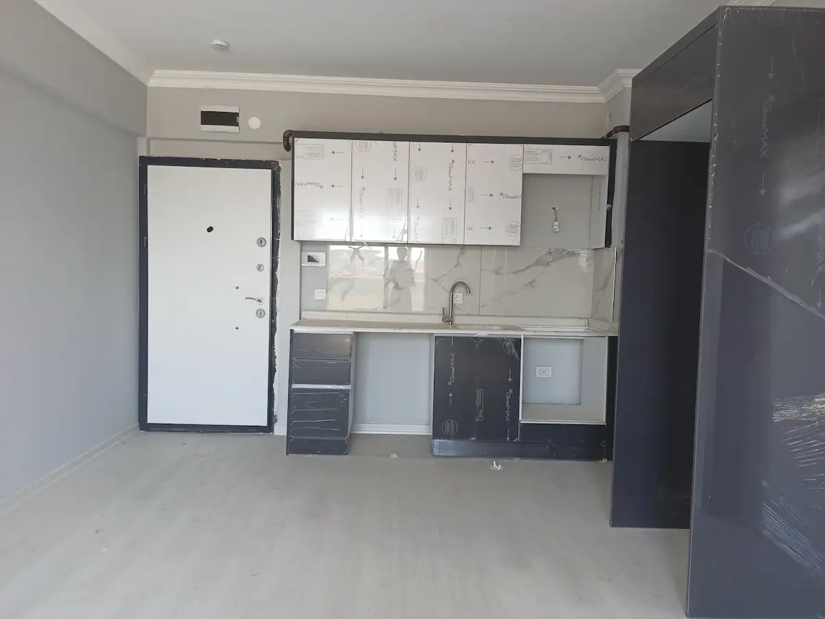 ESENBOĞA'DA SATILIK 1+1 OTURUMA HAZIR FIRSAT DAİRE