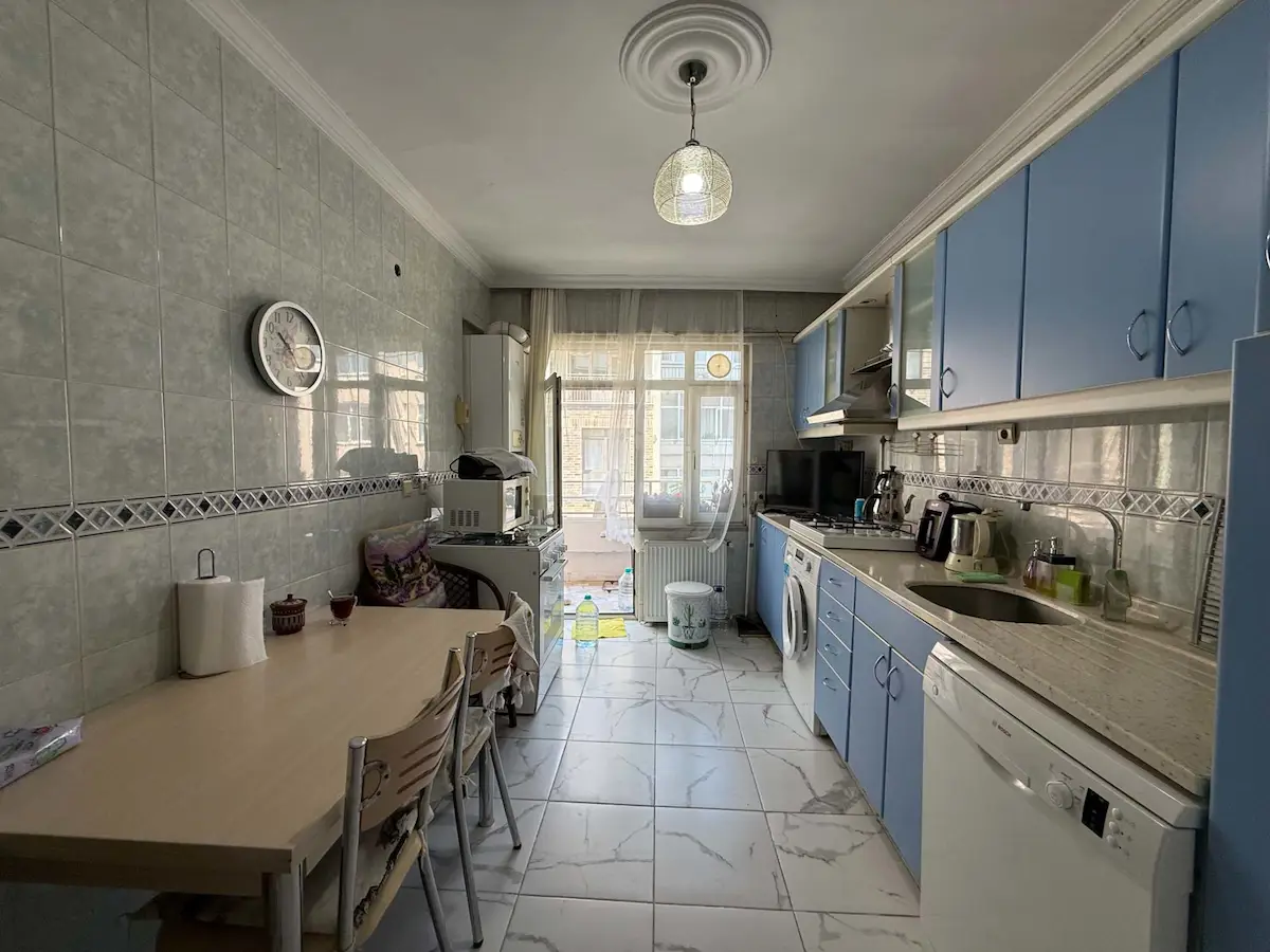 BAĞLARBAŞI’NDA MERKEZI KONUMDA, ULAŞIMA YAKIN 3+1 KIRALIK DAIRE | 120 M² NET