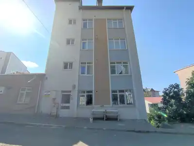 REMAX PARLA DAN KALKANCI’DA KİRALIK 3+1 DAİRE