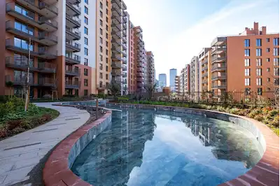 SİNPAŞ KORU AURA'DA ALÇAK KATLI BİNADA GENİŞ BALKONLU 3+1