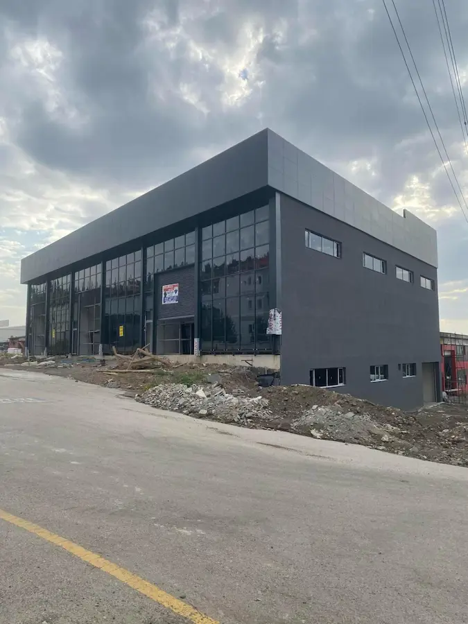 REMAX ARTIS'DEN SANAYIDE KIRALIK İŞ YERI